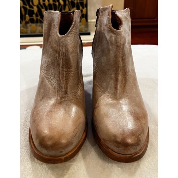 Freebird by Steven Distressed Brown and Black Ankle Boots - Picture 7 of 16